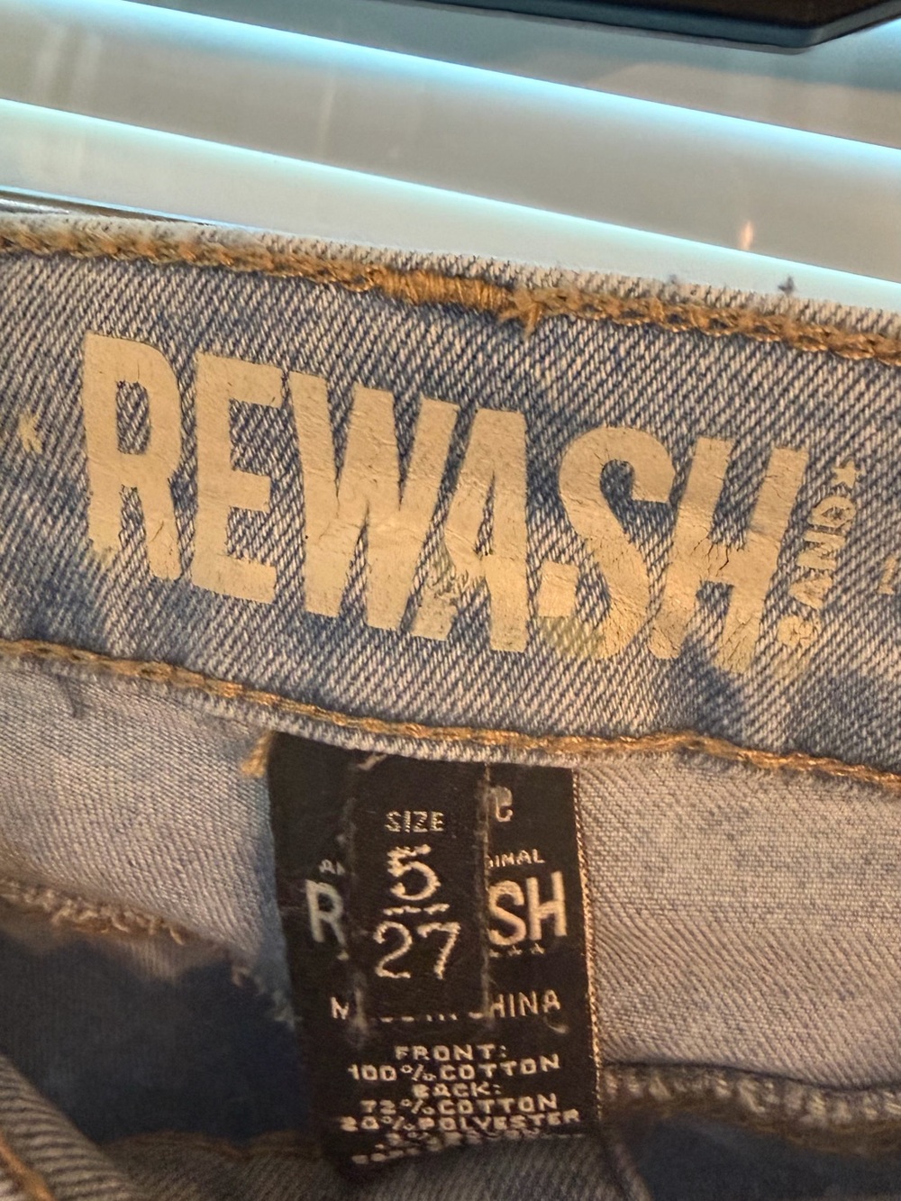 Rewash Woman’s Light Wash Straight Jeans size 5/27 no distressing EUC #jeans - Picture 2 of 6